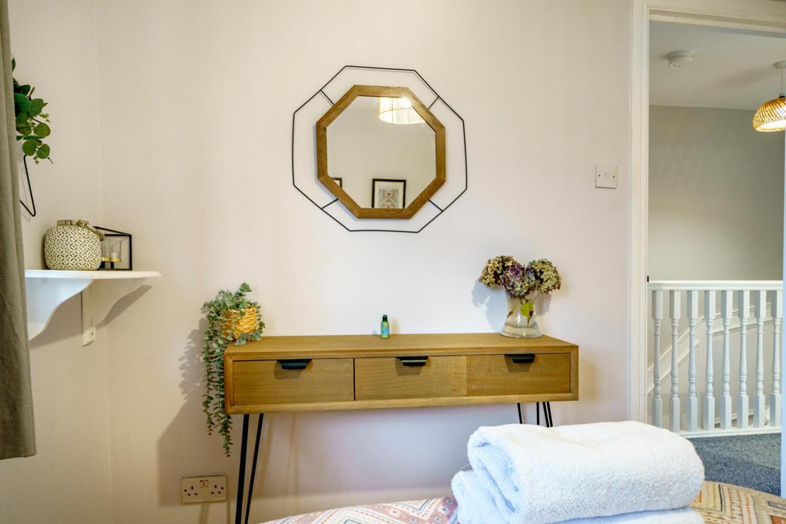 Close To City Centre Stylish 3 Bedroom House بلفاست المظهر الخارجي الصورة