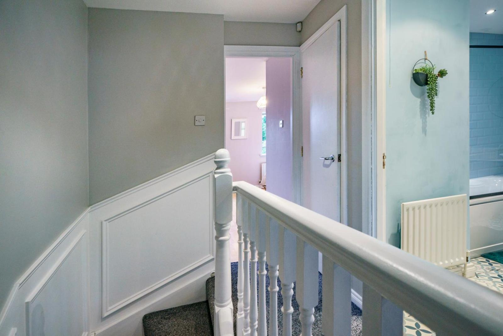 Close To City Centre Stylish 3 Bedroom House بلفاست المظهر الخارجي الصورة